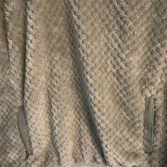 Simply Southern soft sherpa pullover gray size large - Picture 6 of 7
